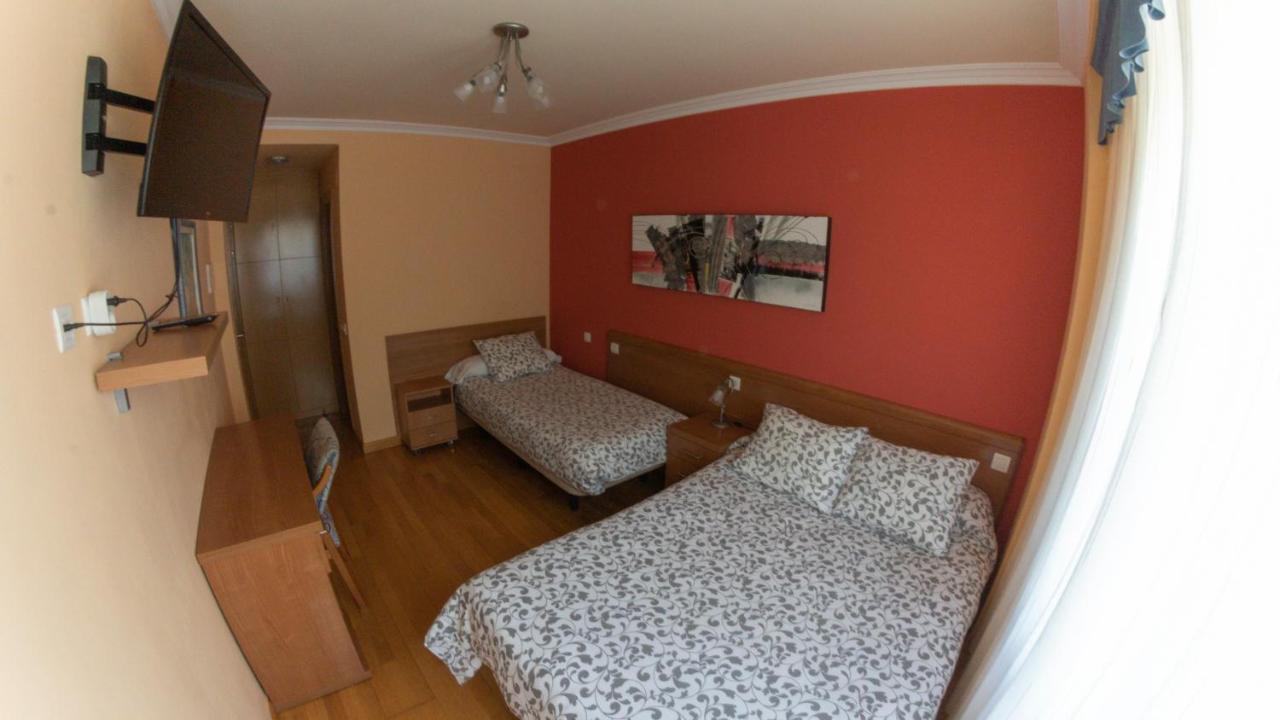 Hostal Santiago 2 Burgo エクステリア 写真