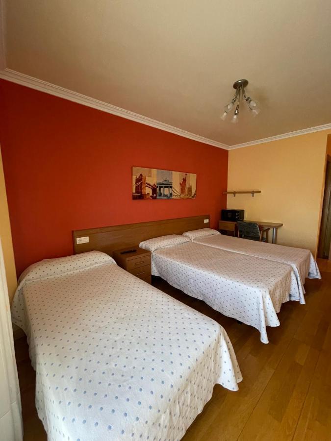 Hostal Santiago 2 Burgo エクステリア 写真
