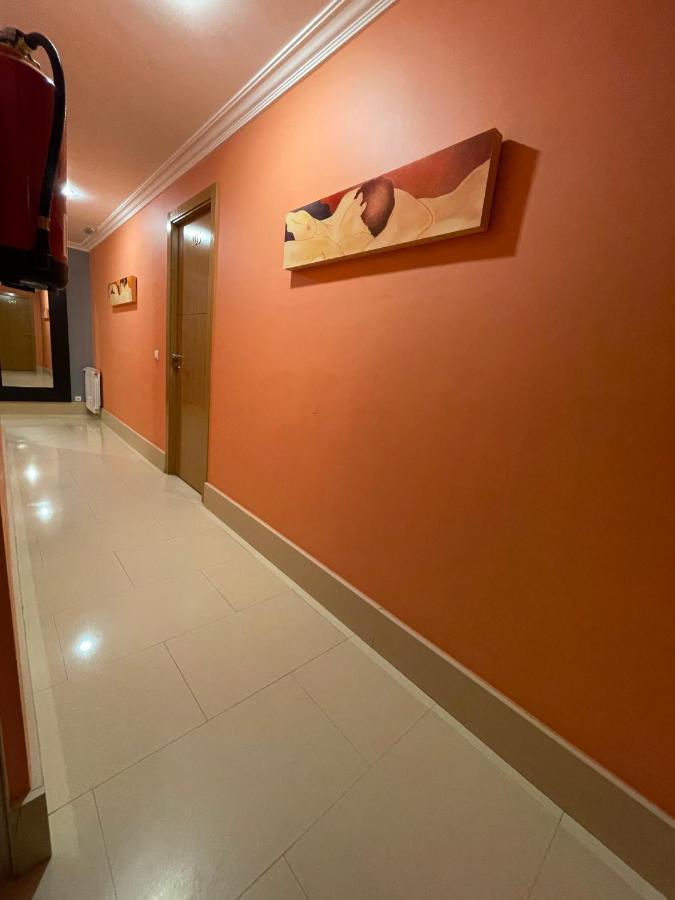 Hostal Santiago 2 Burgo エクステリア 写真