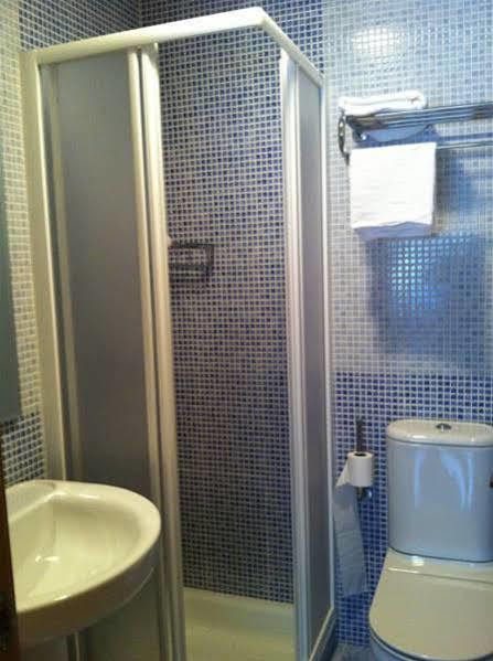 Hostal Santiago 2 Burgo エクステリア 写真